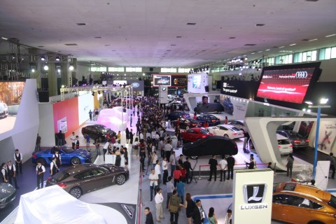 New car expo opens in Hanoi
